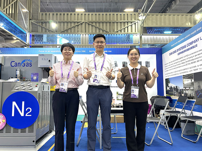 1792118579669412.jpg CAN GAS Draws Crowds on Opening Day of the 140th Canton Fair