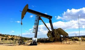 Uses of PSA nitrogen generators in oil and gas production